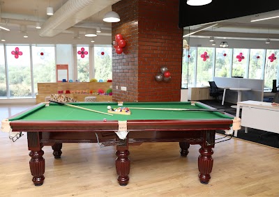 Cushman & Wakefield - Commercial Real Estate Services