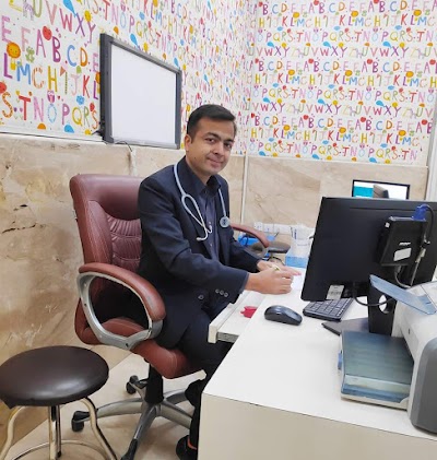 Dr. Piyush Gupta & Dr.Rashmi Gupta : NAVSA CHILD CLINIC