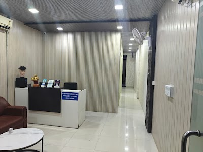 Dermalife Skin & Hair Clinic (Dr. Sheetal Badami)