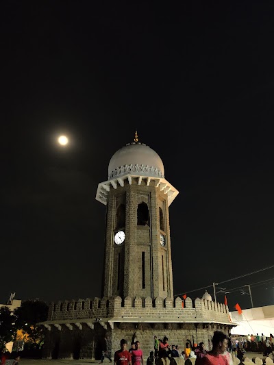 Mozamjahi Market Fruit Ice Cream