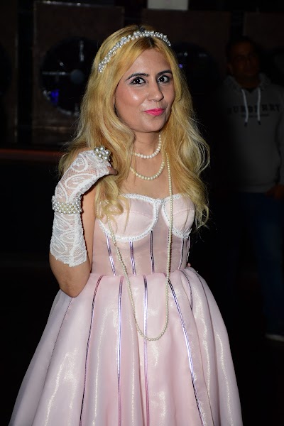 Mrs Delhi Studio De Design | Best Fashion Designer of Delhi