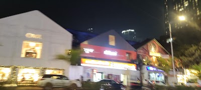 Peninsula Business Park