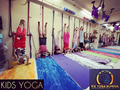 R S YOGA SCHOOL