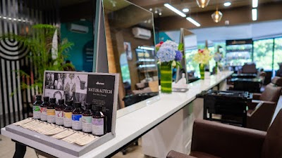 Virtue Salon | Best Salon In Anna Nagar