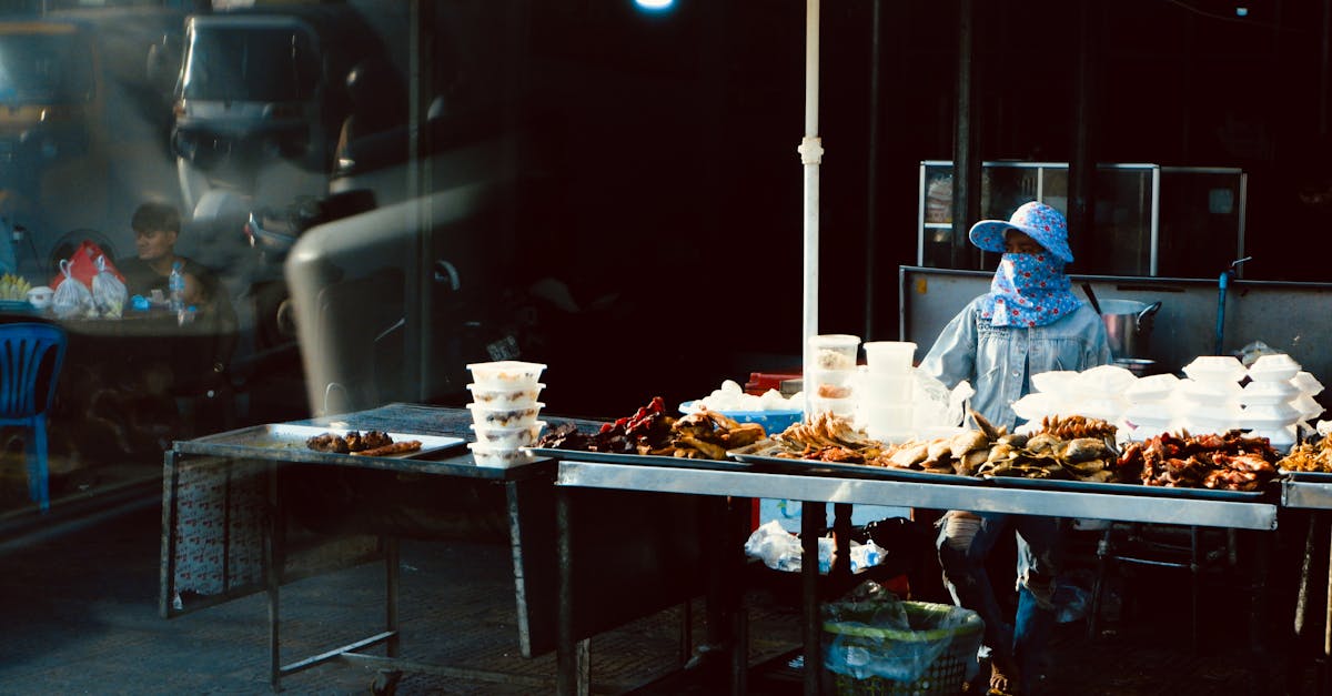 Must-Try Street Food Joints in Delhi